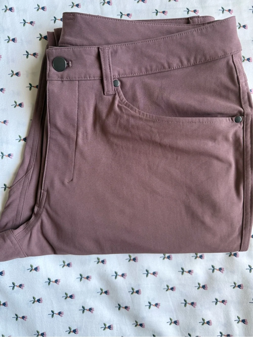 lululemon athletica Men's Slim Stretch Pants in Dusty Mauve